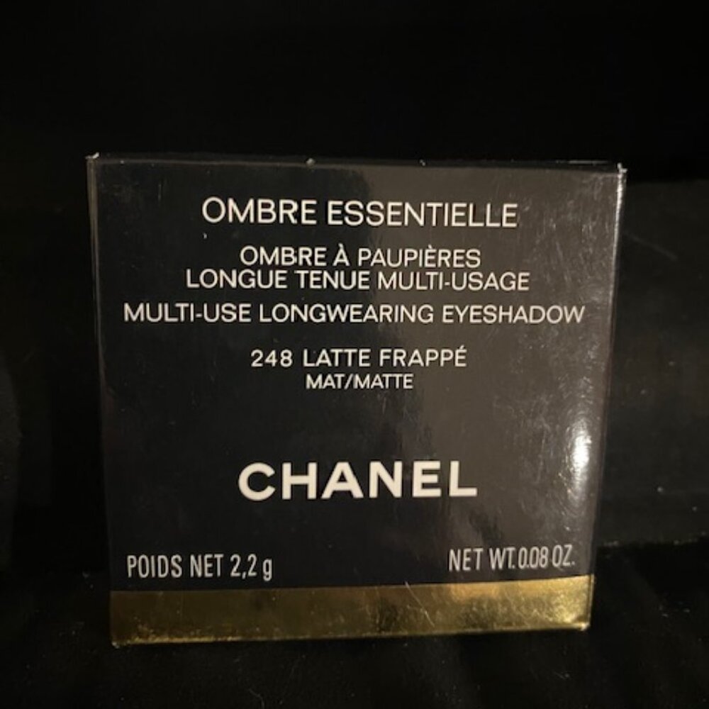 Chanel Ombre Essentielle- Longwear eyeshadow 1.9g Latte Frappe